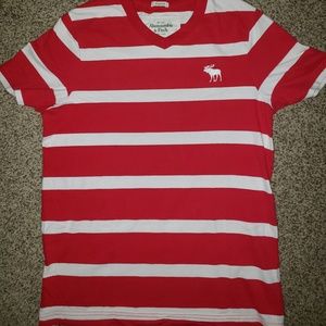 Abercrombie & Fitch ¬ red striped shirt